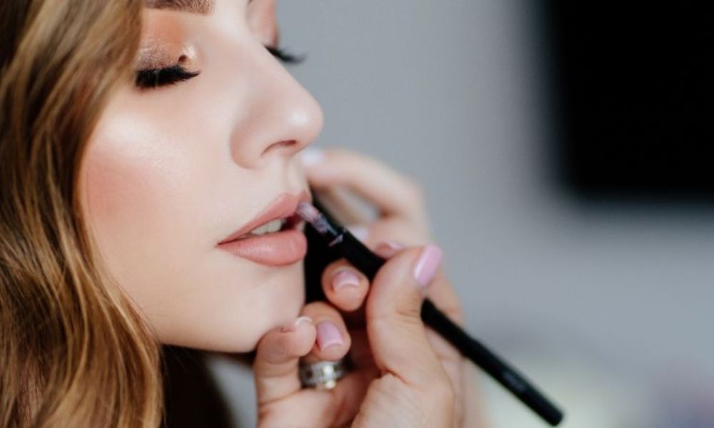 How To Perfectly Apply Your Makeup For A Flawless Look