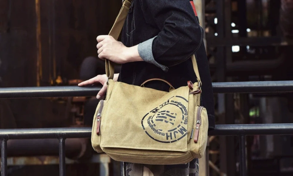 Why Canvas Messenger Bags Are The Ultimate Casual Accessory