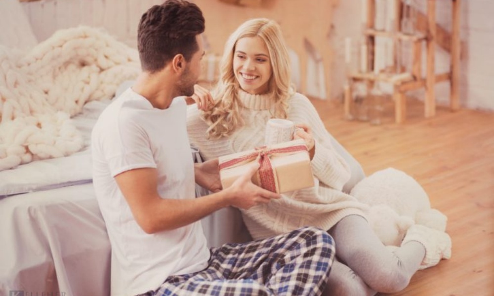 Why Thoughtful Gifts For Her Make A Difference